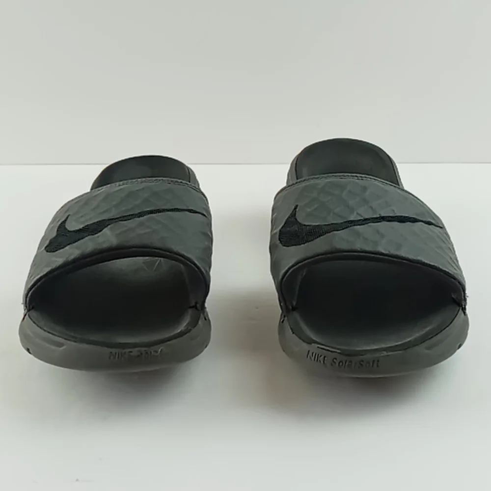 Nike Slip Ons